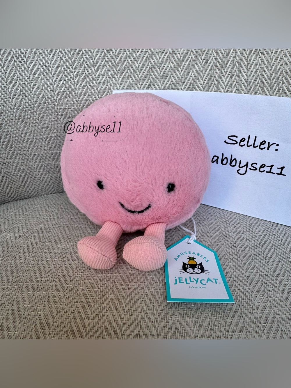 Jellycat Amuseables Mia Macaron - Authentic - BNWT - Fast Ship